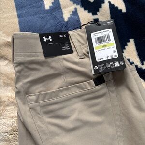 Under Armour Men's Khaki Chinos